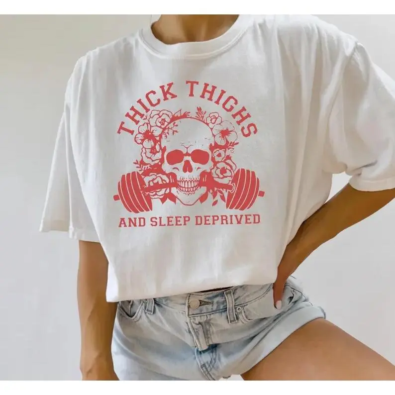 Women's 100% Cotton Round Neck Short‑Sleeve T‑Shirt‑Thick Thighs Sleep Deprived Muscle Mommy Pump‑Cover Graphic Print, Casual Street‑Wear Gym Workout Weightlifting Gift Everyday Top