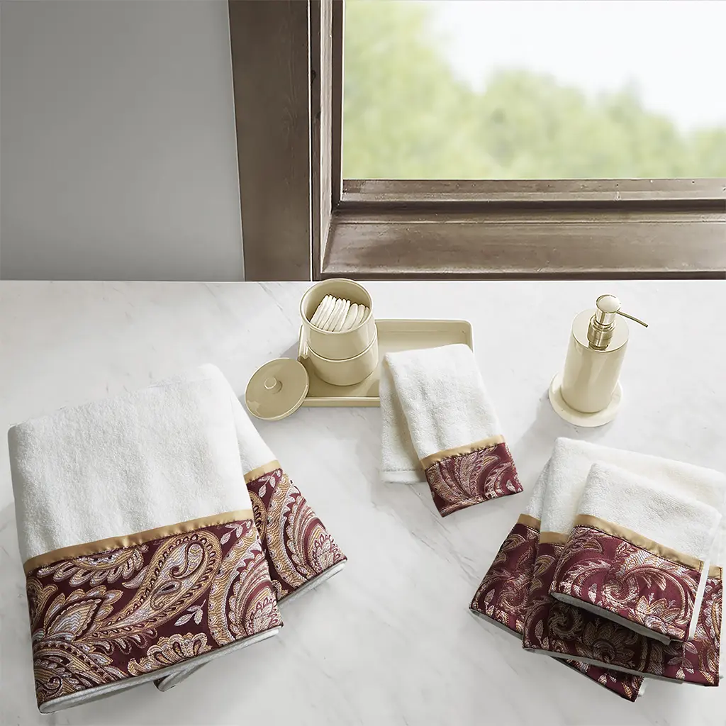 Jacquard Towel Set, 6 Pieces – Soft, Absorbent Bath Collection