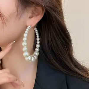 Fashionable and Elegant White Hoop Earrings in a Vintage Exaggerated Style