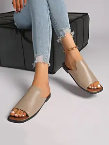 Women's Commuter Style Flip Flops, Soft Sole Anti-Slip Breathable Daily Wear Flat Sandals, Comfortable Outdoor Footwear for Women