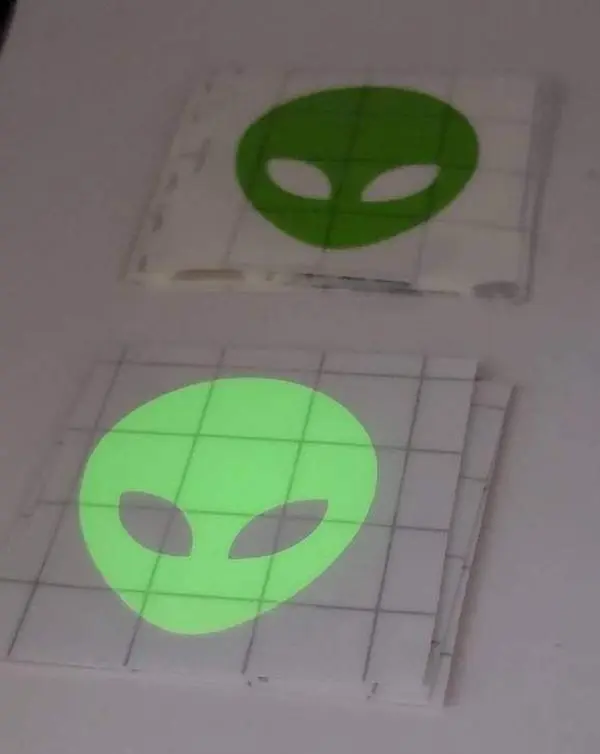 Alien Head Decal