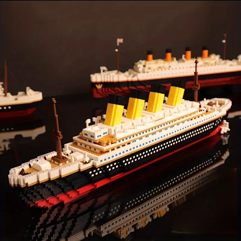 2209+pcs ABS Mini Building Blocks Titanic Ship Model Kit, Difficult DIY Assembled Learning Toy, Cruise Ship Decor Ornament for Easter Gift, Ages 14+ Home Decor Statue, Bricks & Parts