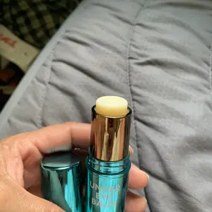 review image 0