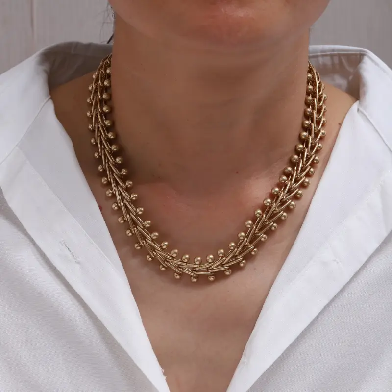 Handcrafted Boho-Chic Copper Chain Necklace - Vintage Golden Finish, Perfect for Daily & Vacation Wear