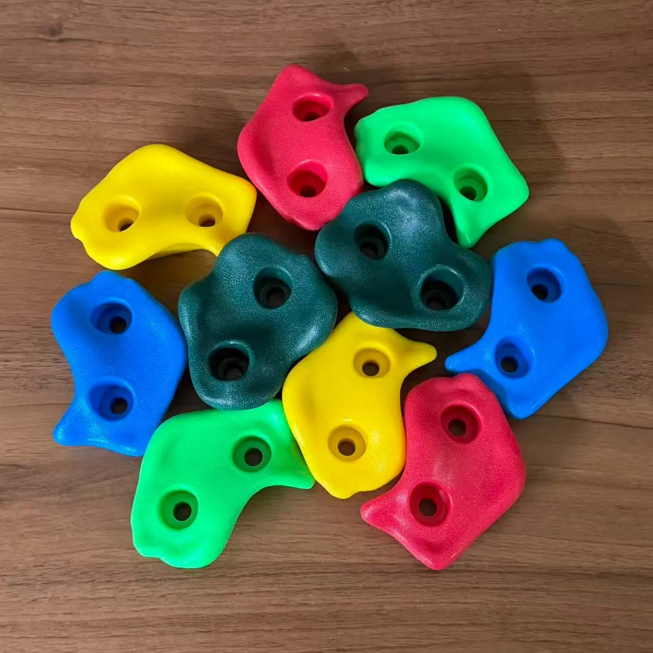 10pcs Plastic Rock Climbing Holders, DIY Wooden Climbing Wall Kit, Indoor Outdoor Playground Accessories, Kids Toy Set, Arm Strength Training, Grip Strength