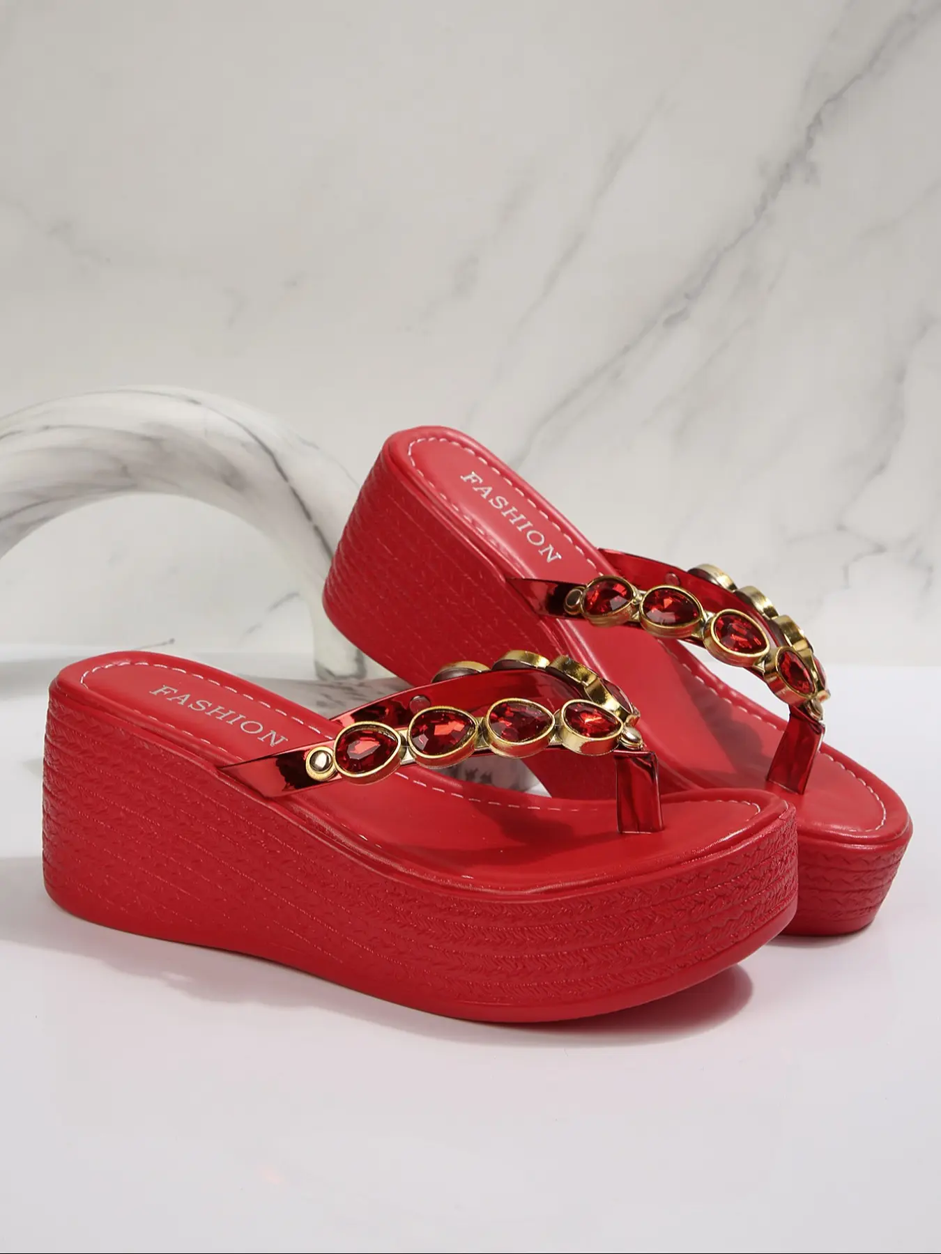 Summer Trendy Rhinestone Embellished Platform Glitter Sandals Thick Sole Anti-Slip Soft Comfortable Breathable Non-Stinky Gold Colors Available Trending Sandals Elevated Sandals
