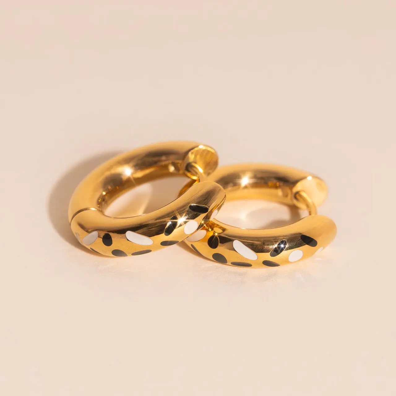 OH CLEMENTINE Inkdrop Chunky Hoop Earrings, 10mm Gold Statement Huggie Earrings for Jewelry Stack & Ear Stacking, Fashion Costume Jewelry Accessories