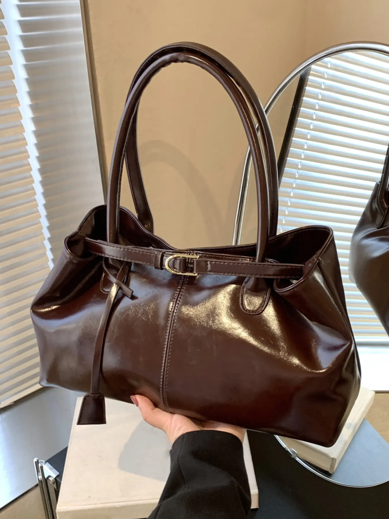 Fashionable, simple, solid color, personalized women's handbag shoulder bag, PU Tote Satchel, Fashionable Bags, casual style, women's bag, suitable for commuting, shopping, dating and other occasions, Casual Trendy Purse