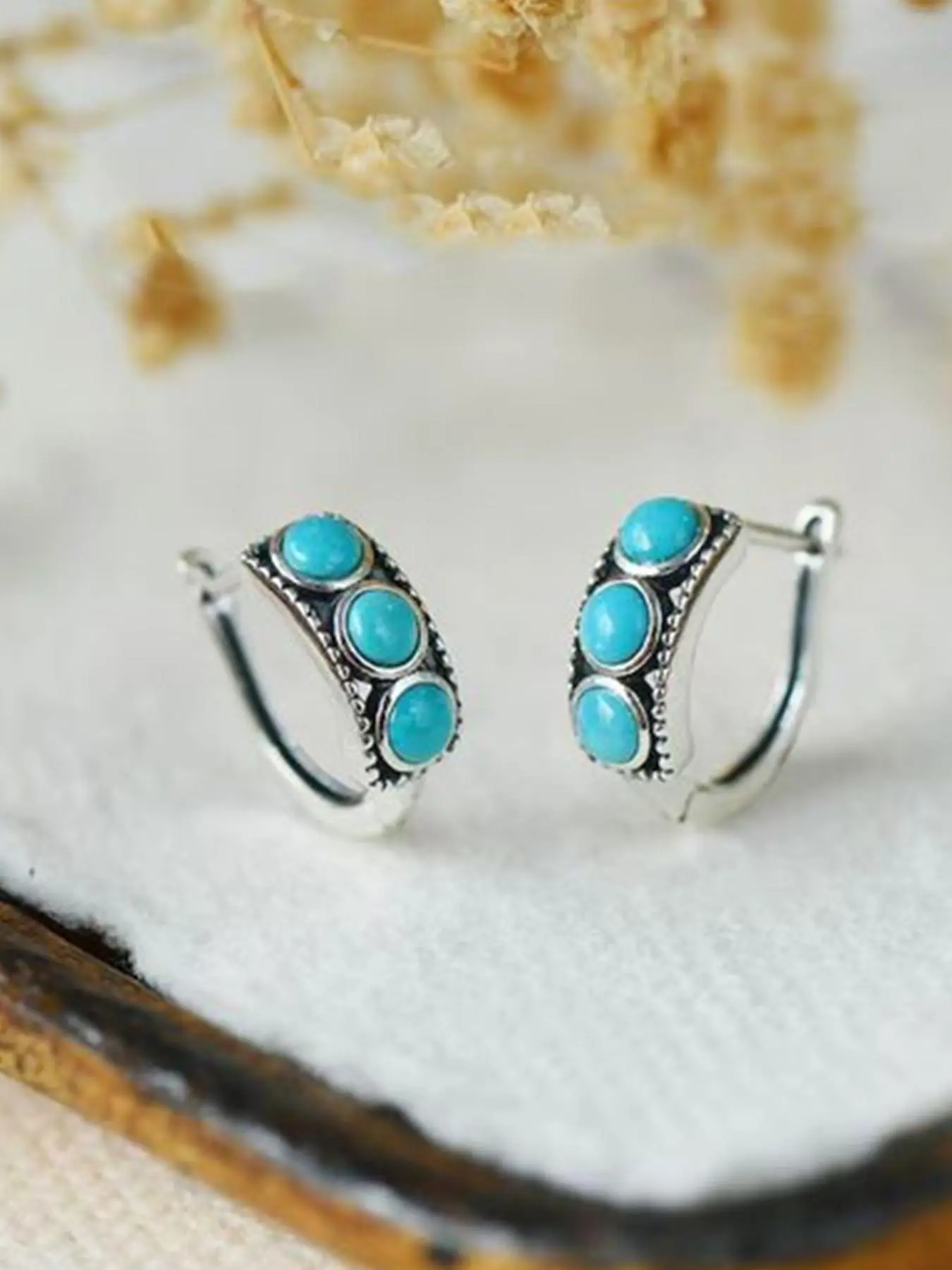 Vintage Blackened Round Blue Turquoise Copper Hoop Earrings, Bohemian Vacation Style, Retro Design, Women's Fashion Jewelry, All Seasons Wear, Post Hoop Earrings, Ear Hoops
