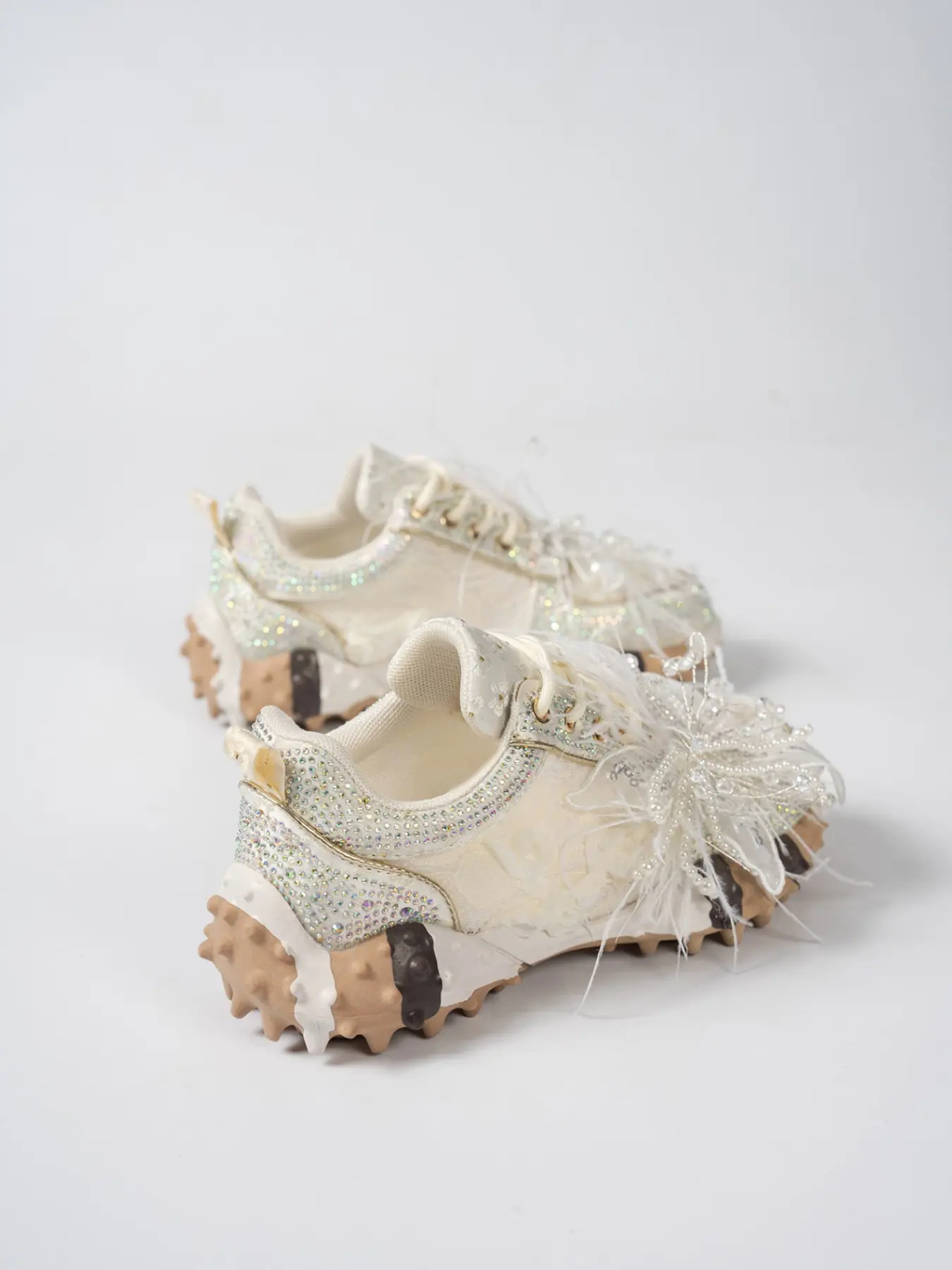 Water Drill Lace Retro Women's Agan Shoes, Butterfly Feather Design, Thick Sole Anti-Slip Sports Shoes, Chunky Trainers, Fashionable All-Season Footwear
