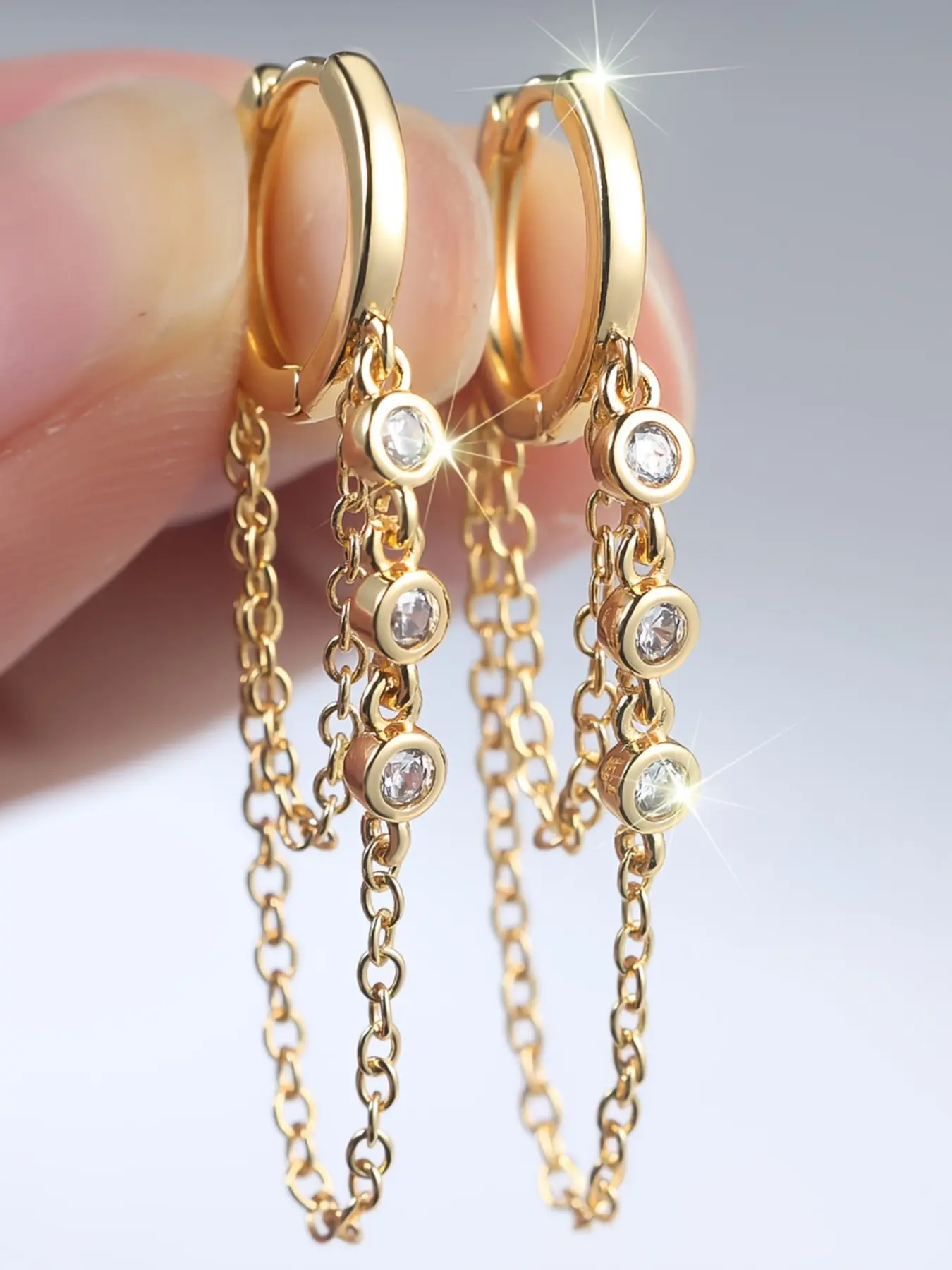 Elegant Chain Earrings Hoop Design Dangle Earrings - Synthetic Zirconia Stackable Earrings for Women & Girls Holiday Party Engagement, Perfect for Wedding Jewelry, Daily Wear Anniversary Gift, Sparkling Ear Jewelry, Fashionable Earrings