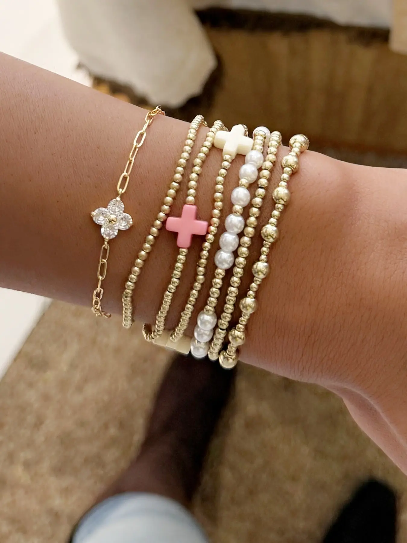 7-Piece Women's Stacking Layered Bracelet Set, Stackable Bracelet, Beaded Bracelet Set, Bead and Imitation Pearl, Cross and Artificial Zircon Four Leaf Clover Accessories, Jewelry Accessories