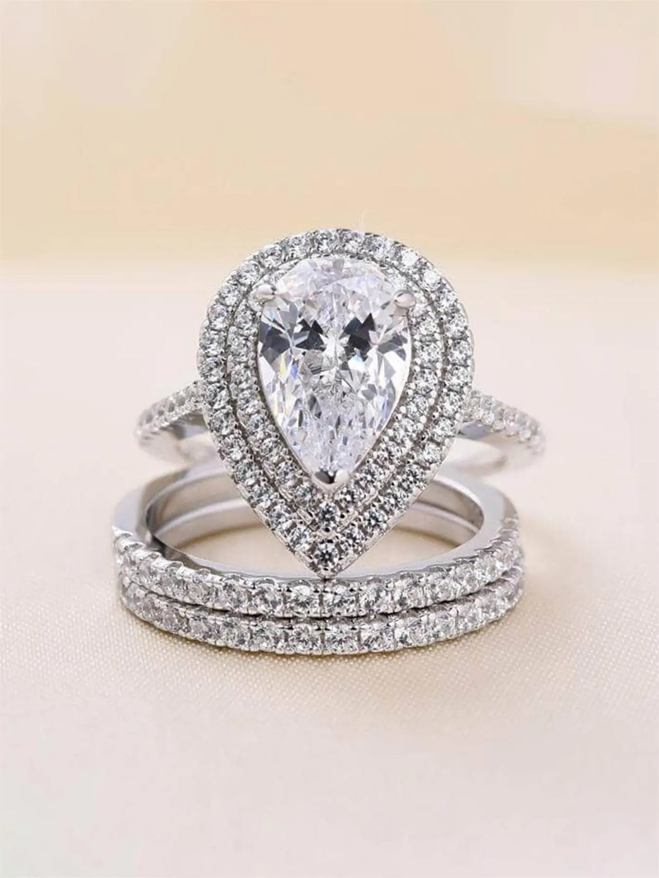 Elegant Water Drop Shaped Artificial Zirconia Decorated Ring, Exquisite Trendy Ring, Fashionable Jewelry for Women As Engagement Anniversary Wedding Party Jewelry, Teardrop Bridal Rings, Beautiful Rings, Unique Rings