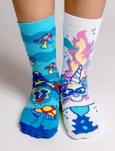 ABRA & CATABRA NO SLIP SOCKS