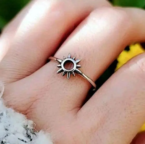 Emma Vera Jewelry 925 Sterling Silver Sun Shape Ring - Women's Minimalist Slim Band, Beach-Inspired Daily Fashion Accessory, Stackable Rings for Birthday Gifting, Casual, 1.2Mm, Beach Style, Female, Anniversary, 1.2Mm Band Width, Minimalist Design
