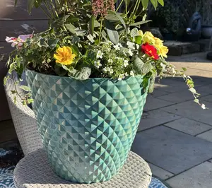 Jennings Set of 3 Medium Pearlescent Diamond 11-3/4" Planters