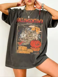 Women's Halloween Castle Pumpkin Print Round Neck T-Shirt, Casual Loose-Fit Summer Top, Fashionable Graphic Tee for Daily Wear