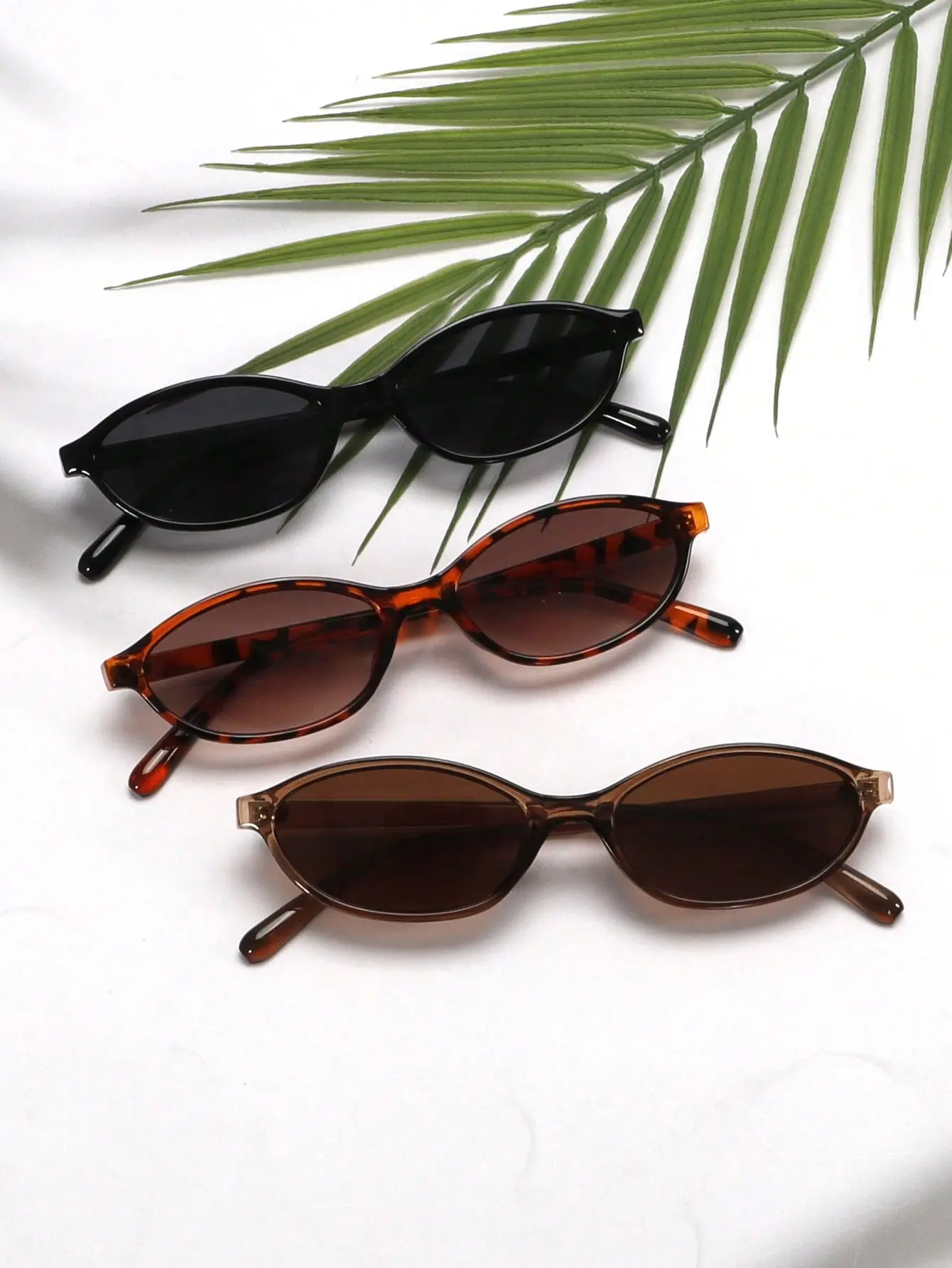1pcs Fashionable Small Frame Oval Glasses, Versatile Retro Style Glasses For Women, Summer Travel Beach Accessories Eyewear Set, Back To School Collegiate Glasses Set Polarised UV400 Fit Over Sunglasses Vintage Rectangle Pack Polarized Adjustable Dimming