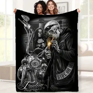 Motorcycle Skull Flannel Blanket – Soft Warm Throw – Vintage Biker Design – Perfect for All-Season Decor