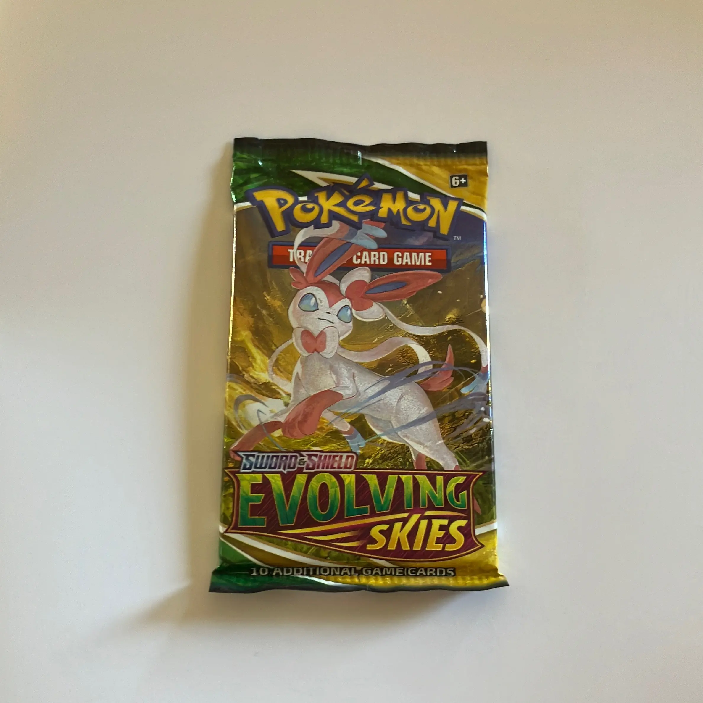 Pokemon TCG 2021 Evolving Skies Sealed Booster Pack