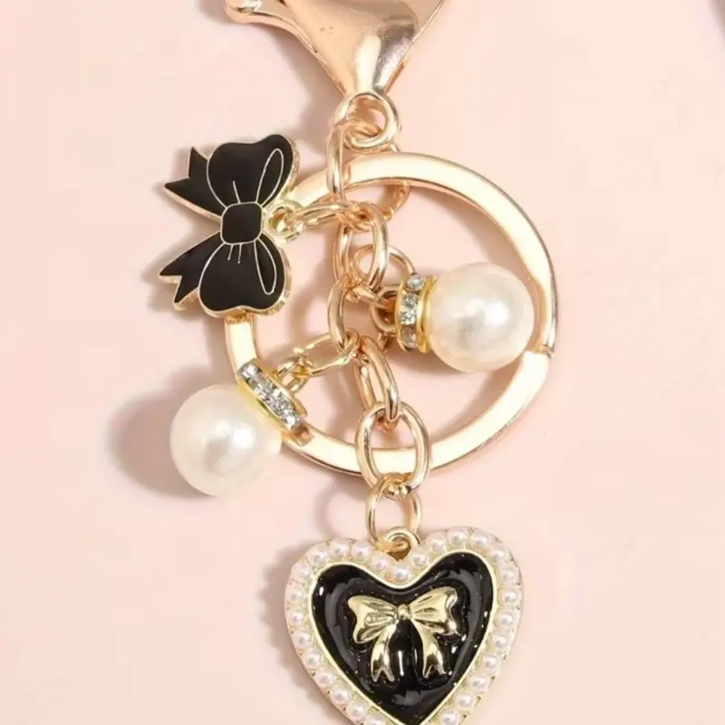 Practical Stylish Keychain, Unisex Fashion Accessory with Split Ring and Durable Steel Ring, Costume Jewelry Keychain for Daily Use