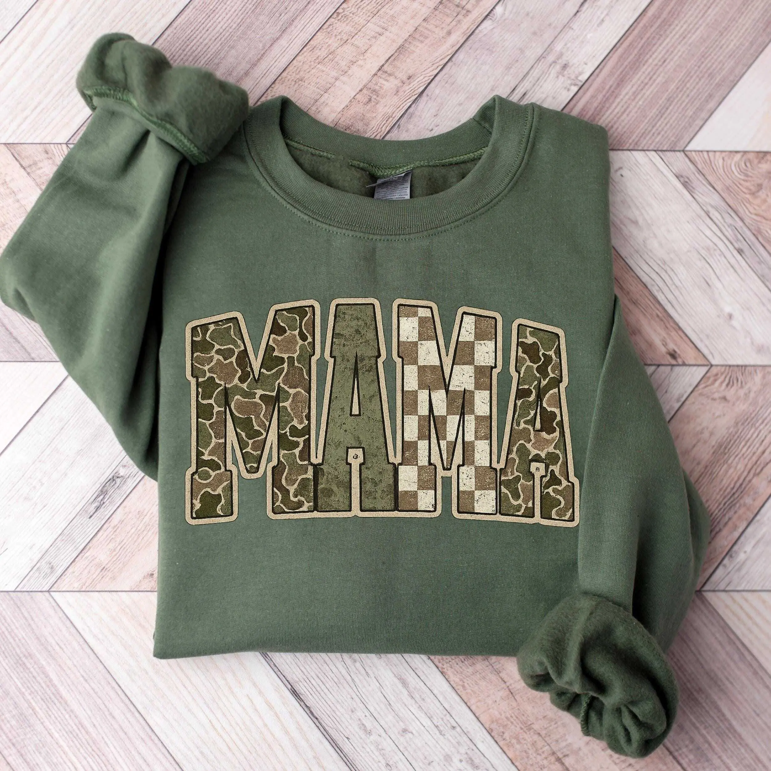Retro Camo Mama Sweatshirt,  Vintage mother Camo Sweater, Fall Camo mom