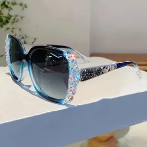 Diamond Studded Polarized Sunglasses for Women Gradient Lenses Stylish Eyewear for Street Photography Parties and Outdoor Sun Protection
