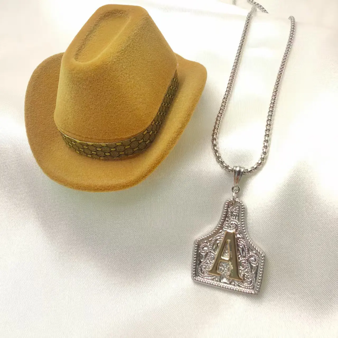 Gold & Silver Tone Initial Pendant Necklace, Western Cowboy Tag Letter Chain, 26‑Letter Personalized Jewelry
