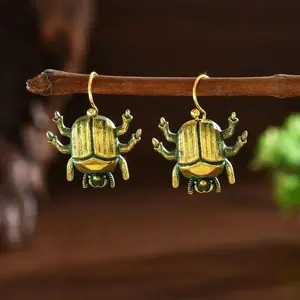 Creativity Vintage Green Beetles Earrings New Classic Design Insect Animal for Woman New Fashion Geometric Pendant Accessories fashionable all-season jewelry