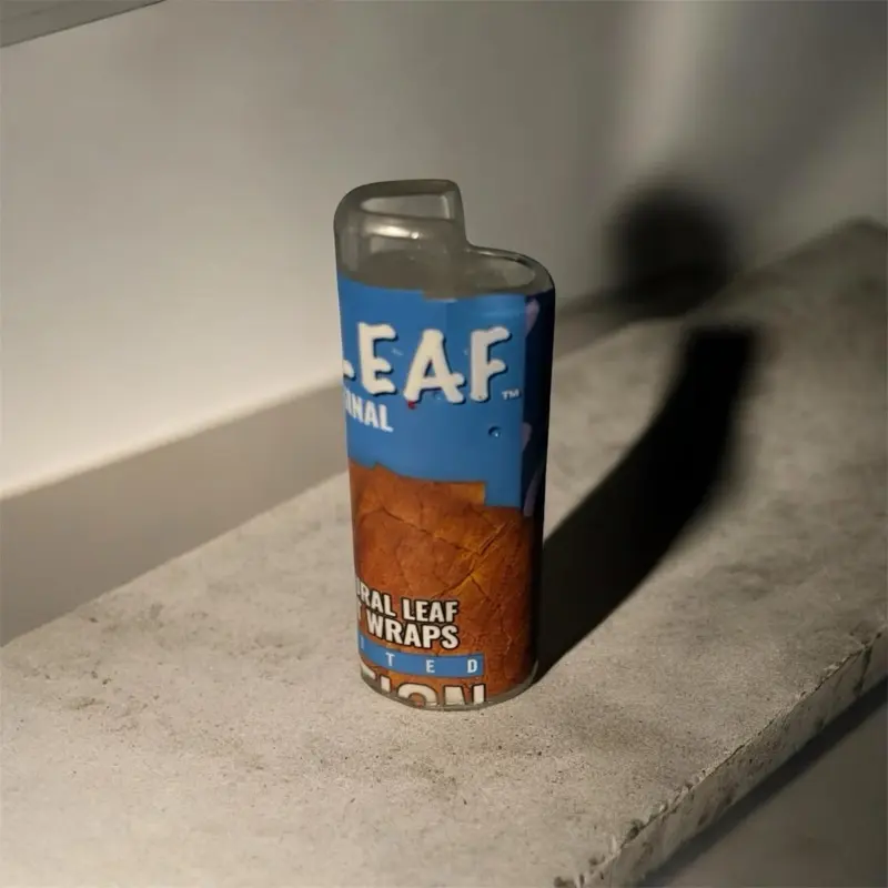 Medium lighter holder