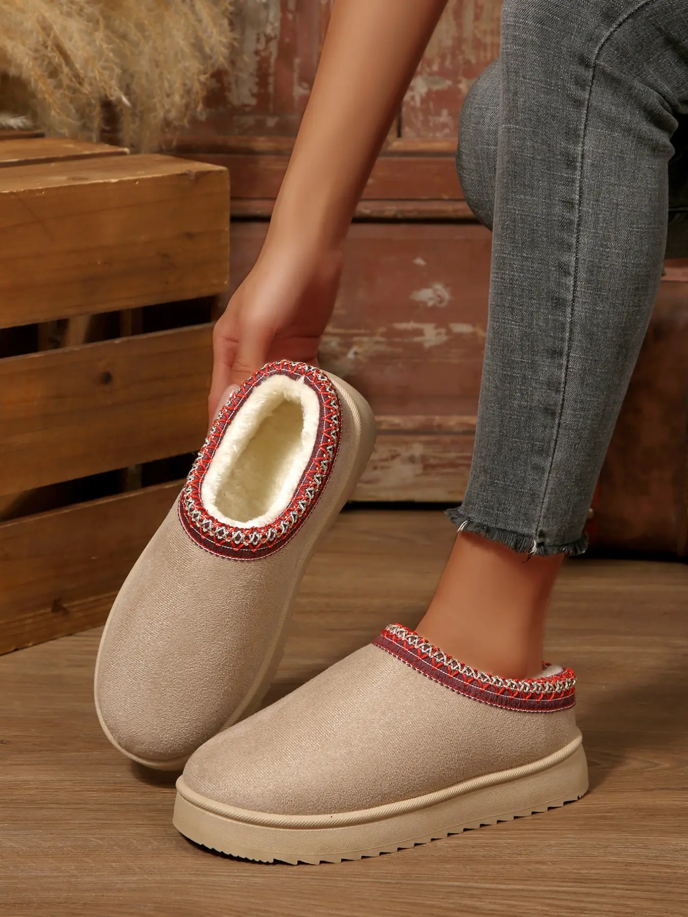 Tasman Slippers, Fuzzy Warm Slippers, Fuzzy House Shoes, Comfortable Indoor Footwear, Stylish Winter Shoes, Soft and Warm Design, Perfect for Home Use, Slip On Slipper, Trendy Casual Slippers