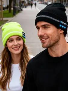 Autumn Winter Knitted Hat with Reflective Strip, Wireless Music, Detachable Lamp Cap, Unisex Soft Lightweight, Beanie Fitted, Perfect Gift