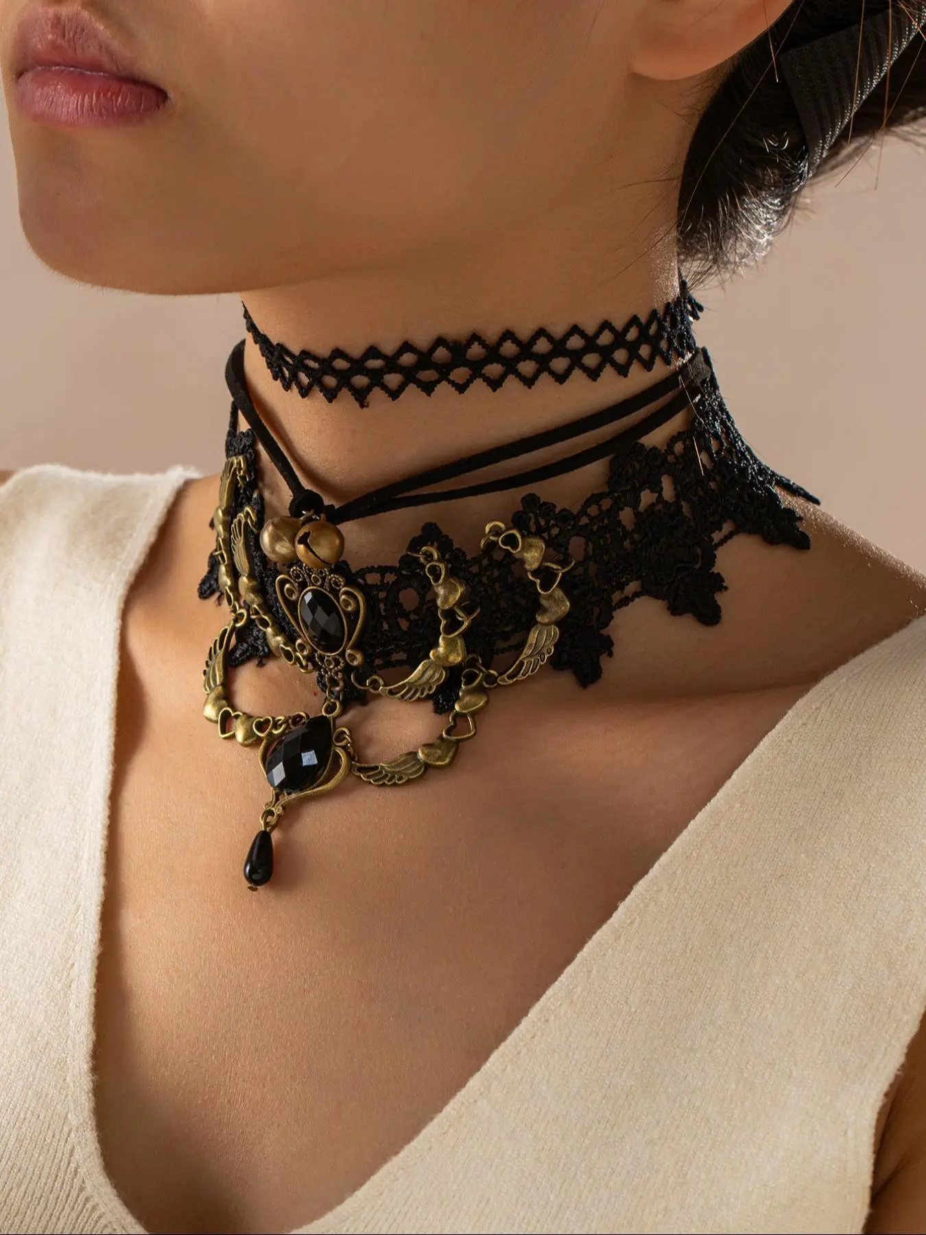 Women's Gothic Style Lace Choker, Vintage Bell Decor Choker Necklace, Gothic Witch Jewelry, Fashion Jewelry for Party, Daily Clothing Decor, Trendy Exquisite Jewelry for Gift, Fashionable Jewelry Accessories, Costume Jewelry Necklace