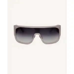DEZI BLOCKEDT - Oversized Shield Wrap Sunglasses