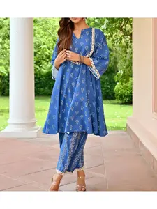 2pcs Women's Ethnic Blue Kurti & Pants Set, Trendy Summer Fashion Print, Tassel Lace Trim, Soft & Lightweight, Ideal for Travel/beach Days