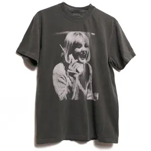 Scream Wes Craven Drew Barrymore Phone Call Tee Shirt Ghostface Killer 1996 Scary Movie 1990s Cinema Halloween Film Faded Tee Shirt - Medium