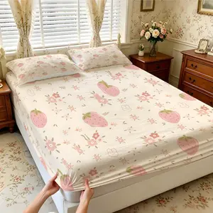 3Pcs Strawberry Floral Whisper Series Fitted Sheet (without Pillow Inserts), Breathable and Skin-Friendly Fabric, High-Elastic Edges Fit the Mattress Closely, Suitable for Bedrooms and Guest Rooms, with Practicality and Fresh Healing Charm.