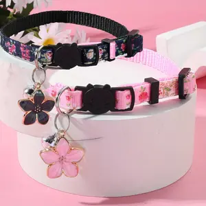 Pet Collar with Flower & Bell Pendant, 2 Counts/set Cute Pet Collar with Adjustable Safety Buckle, Pet Accessories for Small Dogs & Cats