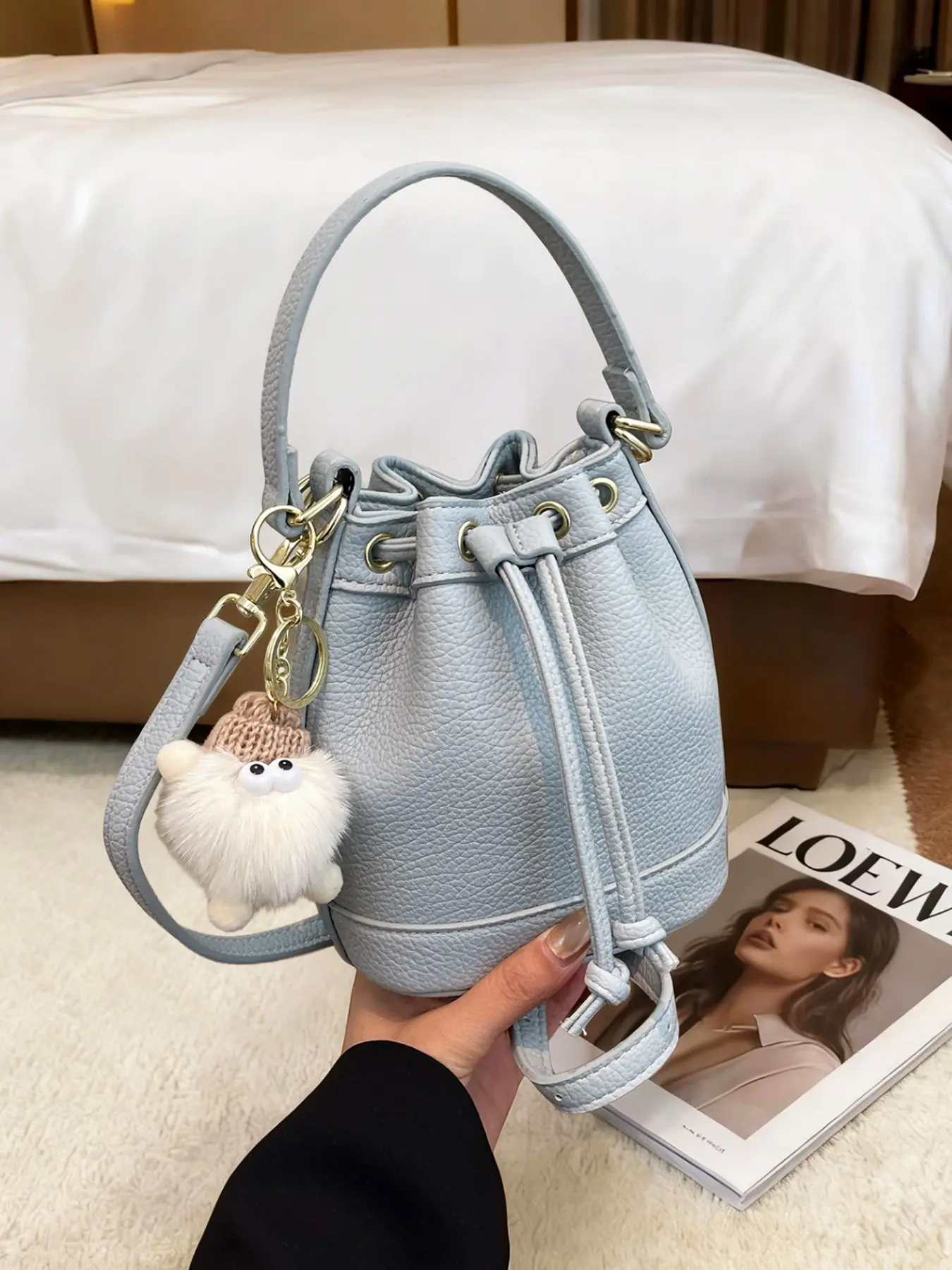 2026 Summer Versatile Bucket Bag, Fashion Crossbody Shoulder Bag, Vintage Drawstring Handbag, Casual PU Material, All Seasons, Casual Bags, Fashionable Bag