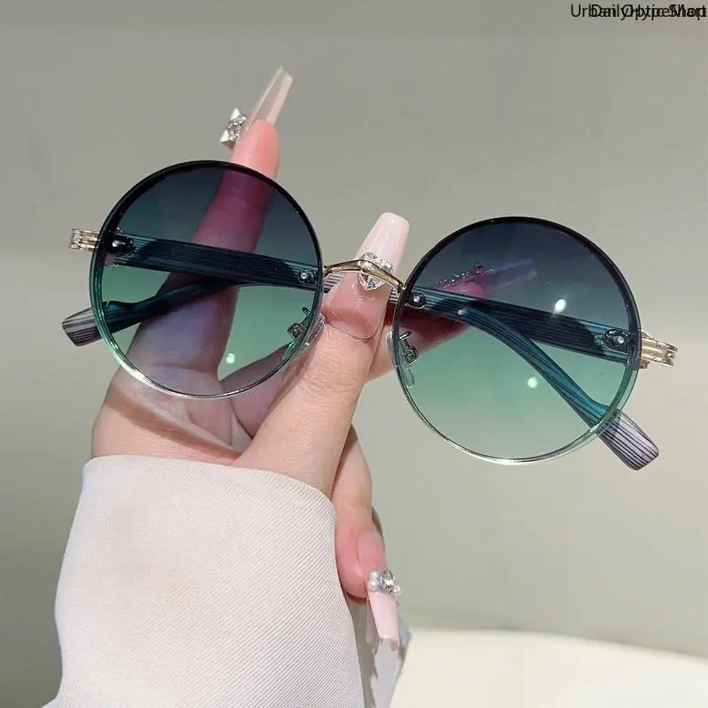 Vintage Round Gradient UV400 Sunglasses - Retro Multi-Color Shades, Stylish Glasses, Trendy Casual Sunglasses, Funky Fashion Accessories for Daily Wear Eye Protection, Vintage Trendy Sunglasses