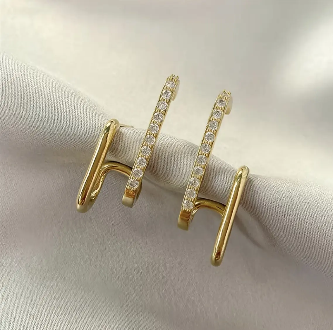 Women Double Layer H-Shape U Stud Earrings, Sparkling Cubic Zirconia Geometric Earrings, Minimalist Piercing Jewelry Gift for Daily, Party, Wedding & Anniversary