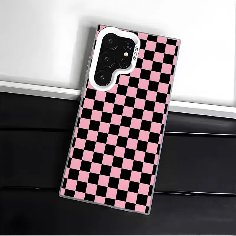 Checkerboard Pink & Black Vibe Retro Phone Case for SAMSUNG GALAXY S22 S23 S24 S25 FE ULTRA PLUS Hard TPU PET PC Black White Stylish Gift Ideas Anti-drop Cellphone Protective Shell Shockproof Protector Mobile Phone Cover