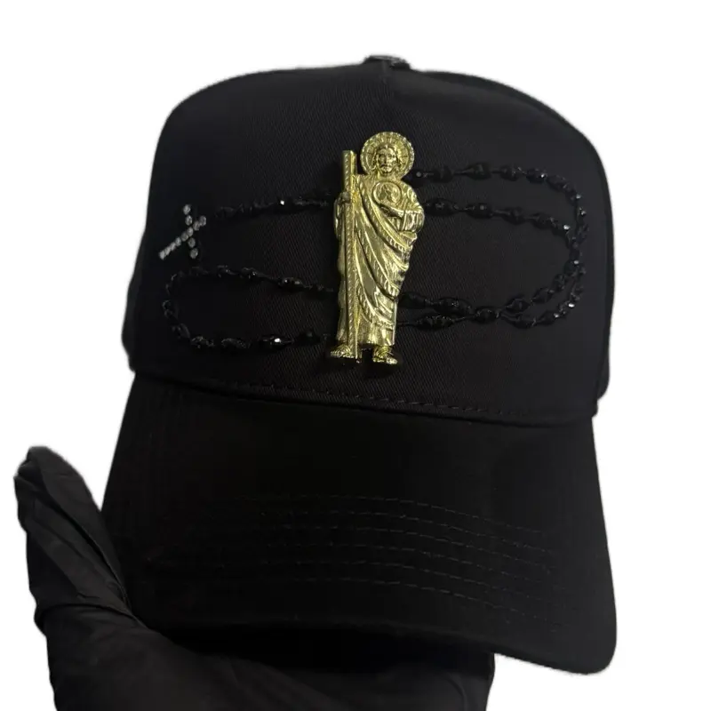 AG Alterados Gorra De San Judas con Rosario Rosary Fashion