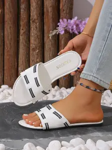 Elegant Hollow Out Striped Casual Flat Sandals, Minimalist Braided Strap Flip Flops, Comfortable Summer Footwear for Women Rubber
