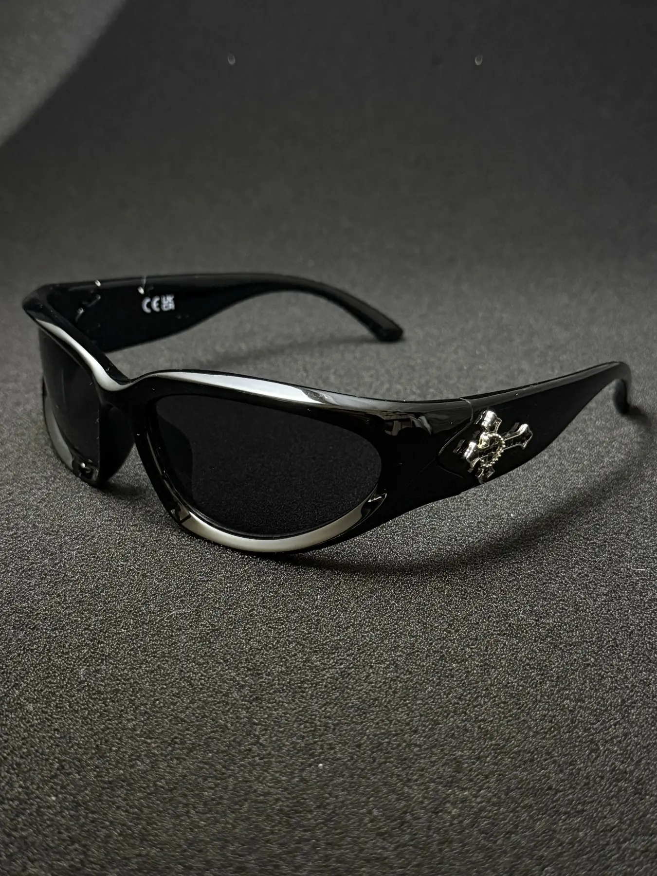 Men's Fashion Glasses with Rhinestone Cross Decoration, PC Shatter-Resistant Lenses, Sporty Casual Street Style, Vintage Flat Top Sunglasses, Casual Outdoor Sunglasses