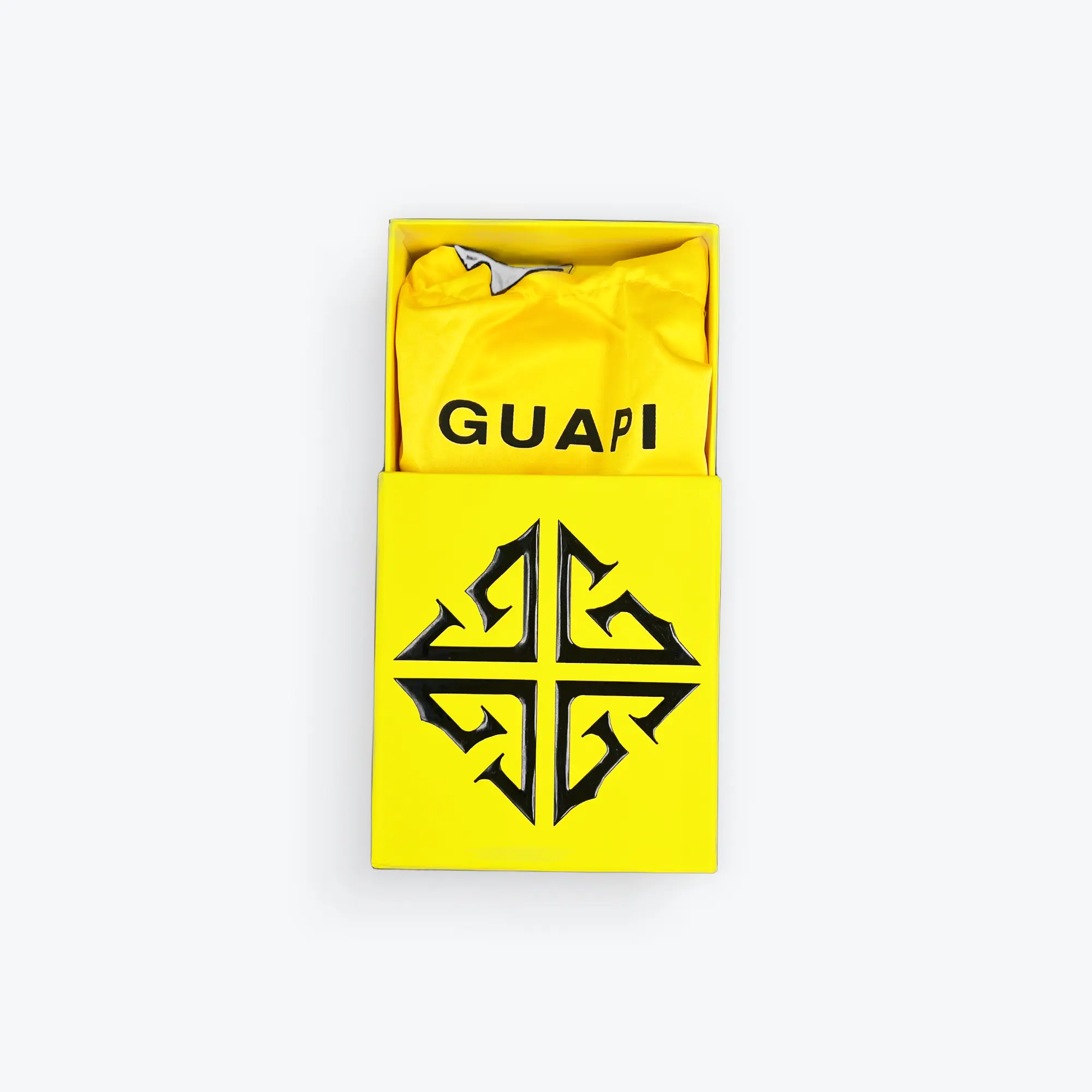Guapi Ivory Wallet