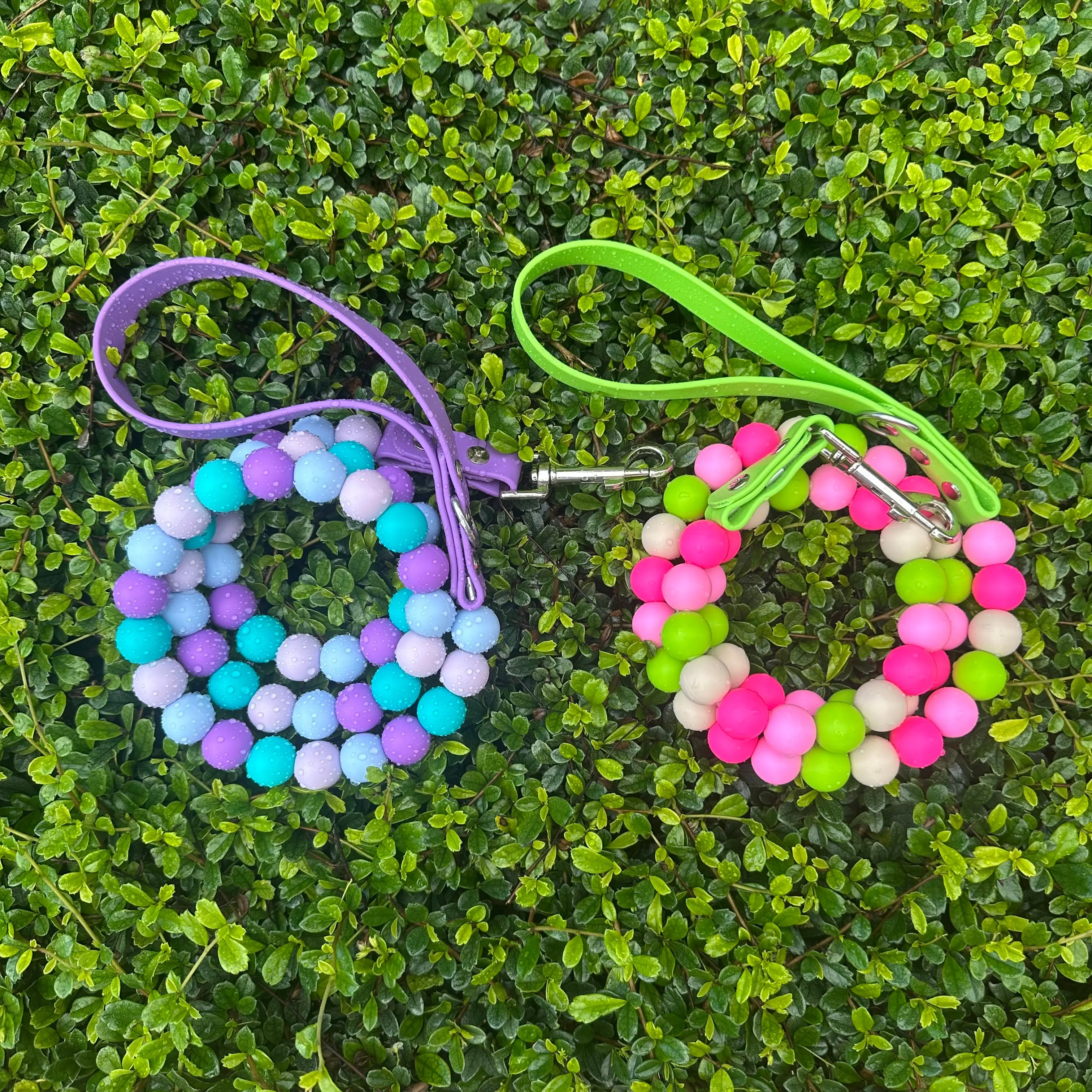 Beaded dog leash ready to walk- Fashion Lead Beaded dog leash ready to walk- Fashion Lead