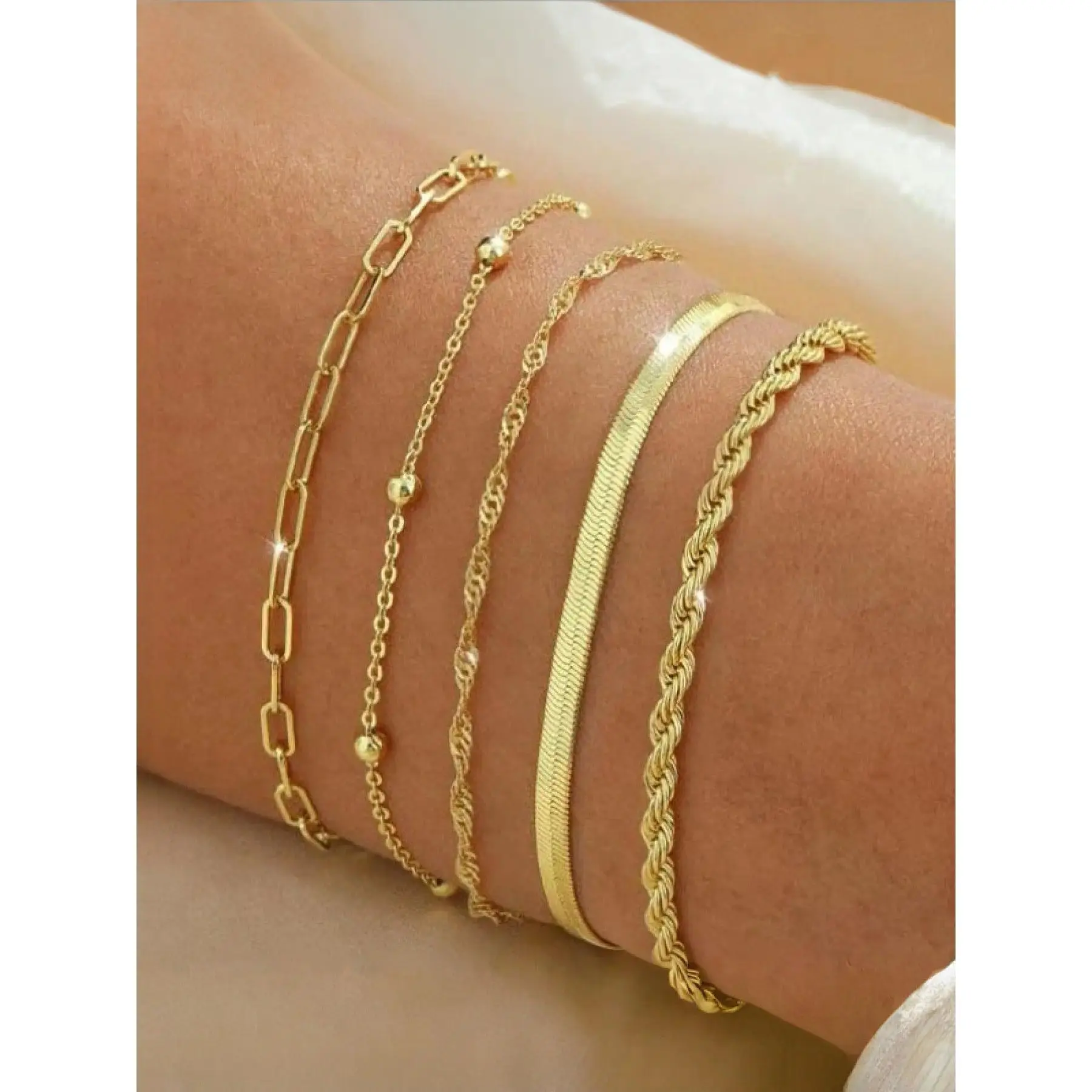 Women's 5pcs Gold/Silver-Plated Waterproof Bracelet Set - Non-Fading, Exquisite Multi-Layered Figaro Bead Paper Clip Chain, Fashionable Costume Jewelry, Gift for Women #Fashionweek #Fallfreshness