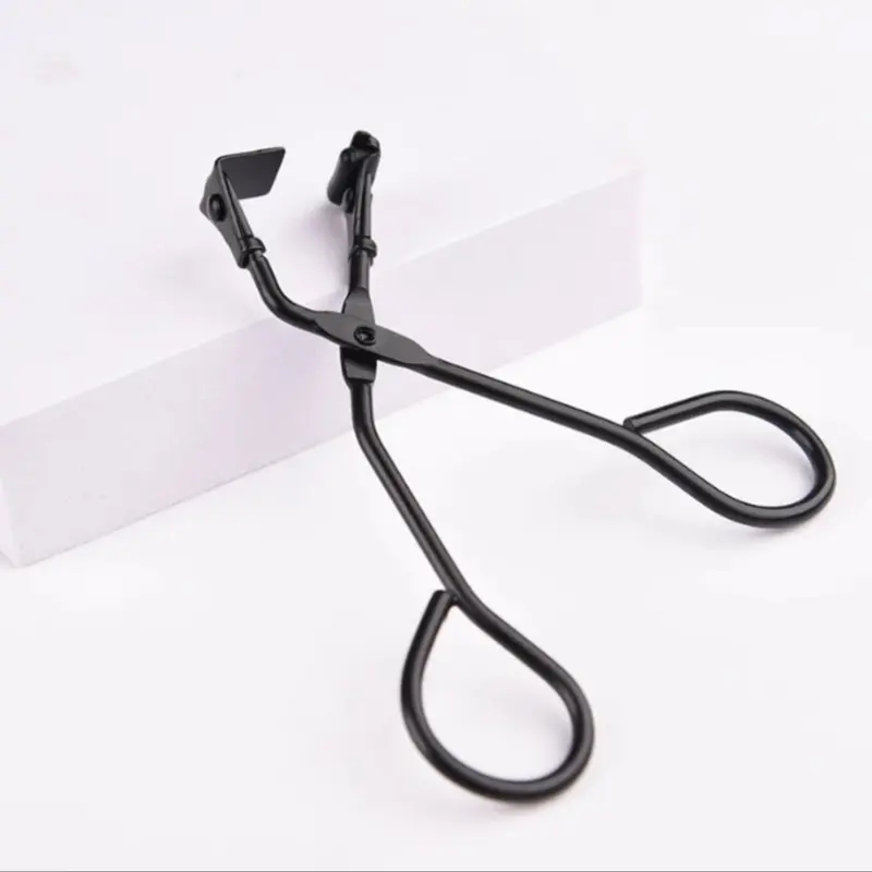 Gold Eyelash Precision Curler - Perfect for Cosmetic Makeup