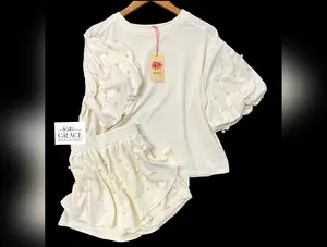 "Dolly" Matching Separates